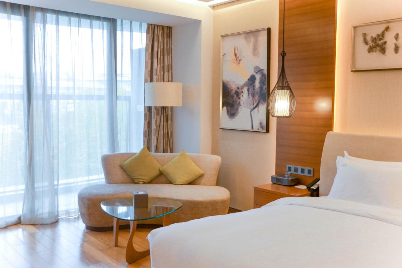Holiday Inn Nanjing Xuanwu Lake, An Ihg Hotel Екстериор снимка